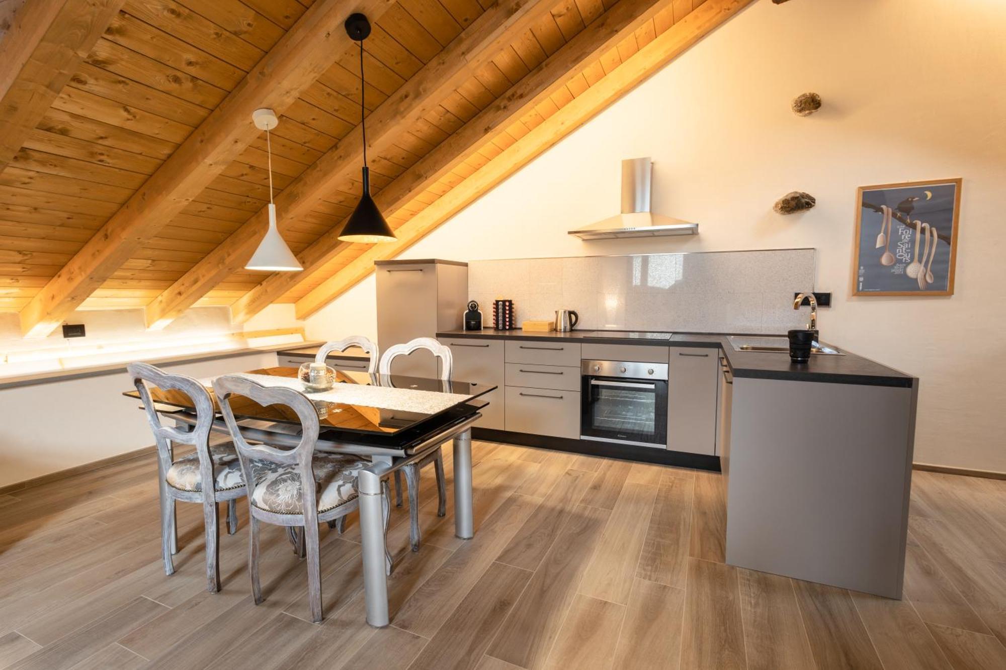 Maison Aubert In Centro Storico Aosta Exteriér fotografie